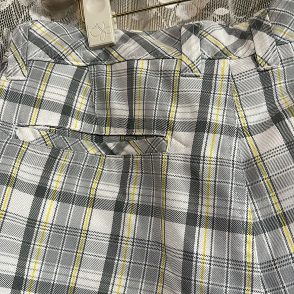 Rusty brand size 36 men’s plaid shorts excellent condition only used once - Picture 8 of 8